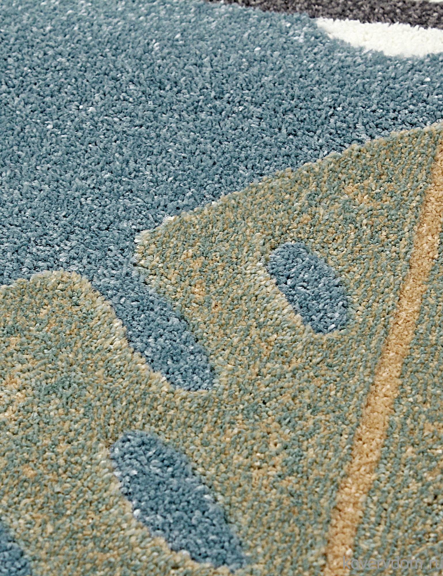 Ковер SOFIT C043 LIGHT BLUE